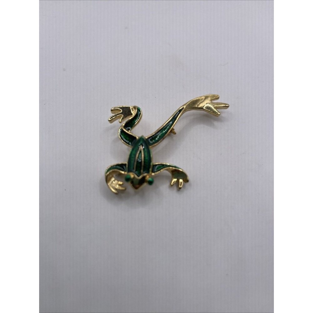 Green Enamel Good Tone Leaping Frog Pin Brooch
